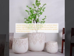 Yatay kabuklu desenli nötr bej yuvarlak elyaf kil bitki yetiştiricisi hafif dayanıklı düşük bakımlı çiçek kavanozu tatil villa otel alışveriş merkezi ofis dekorasyonu bahçe peyzaj projesi
