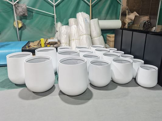 satın al Yuvarlak Şekil Yüksek Büyük Fiberglass Çiçek Çömlekleri Özel Logo Baskı reçine Fiberglass Bitki Kutusu online manufacture