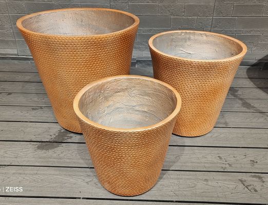 satın al Düzgün ve Fonksiyonel Açık Alan Bitkileri için Yapısal Yüzey Fiberclay Planter online manufacture