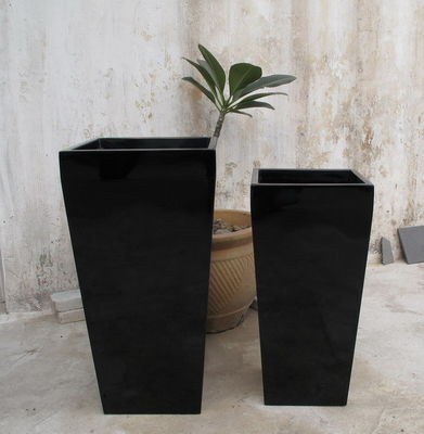 Modern Fiberglass Çiçek Çömlekleri Gerçek veya Yapay Ağaç Ekicileri Özelleştirilebilir