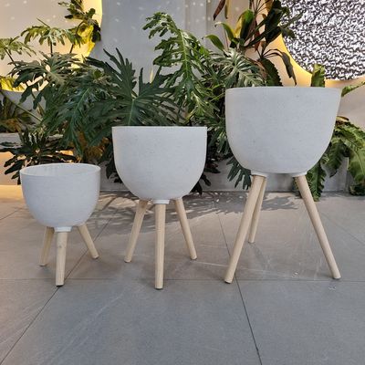 Su geçirmez ve drenaj delikleri olan Rustik Fiber Clay Planter