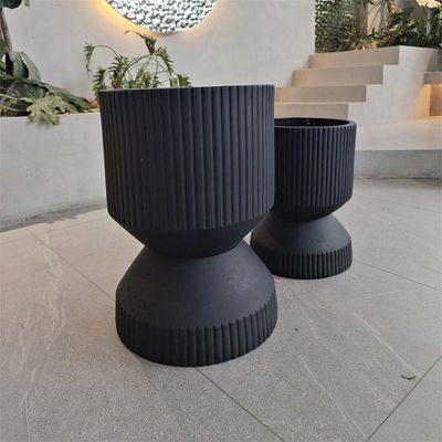 Çöplükler Güçlü Bitki Büyümesi İçin Güçlü Balçık Balçığı