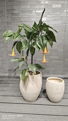 Karmaşık Çiçek Dekoru Tarafsız Beige Silindrik Fiber Clay Hafif Ağırlıklı Ekmeci